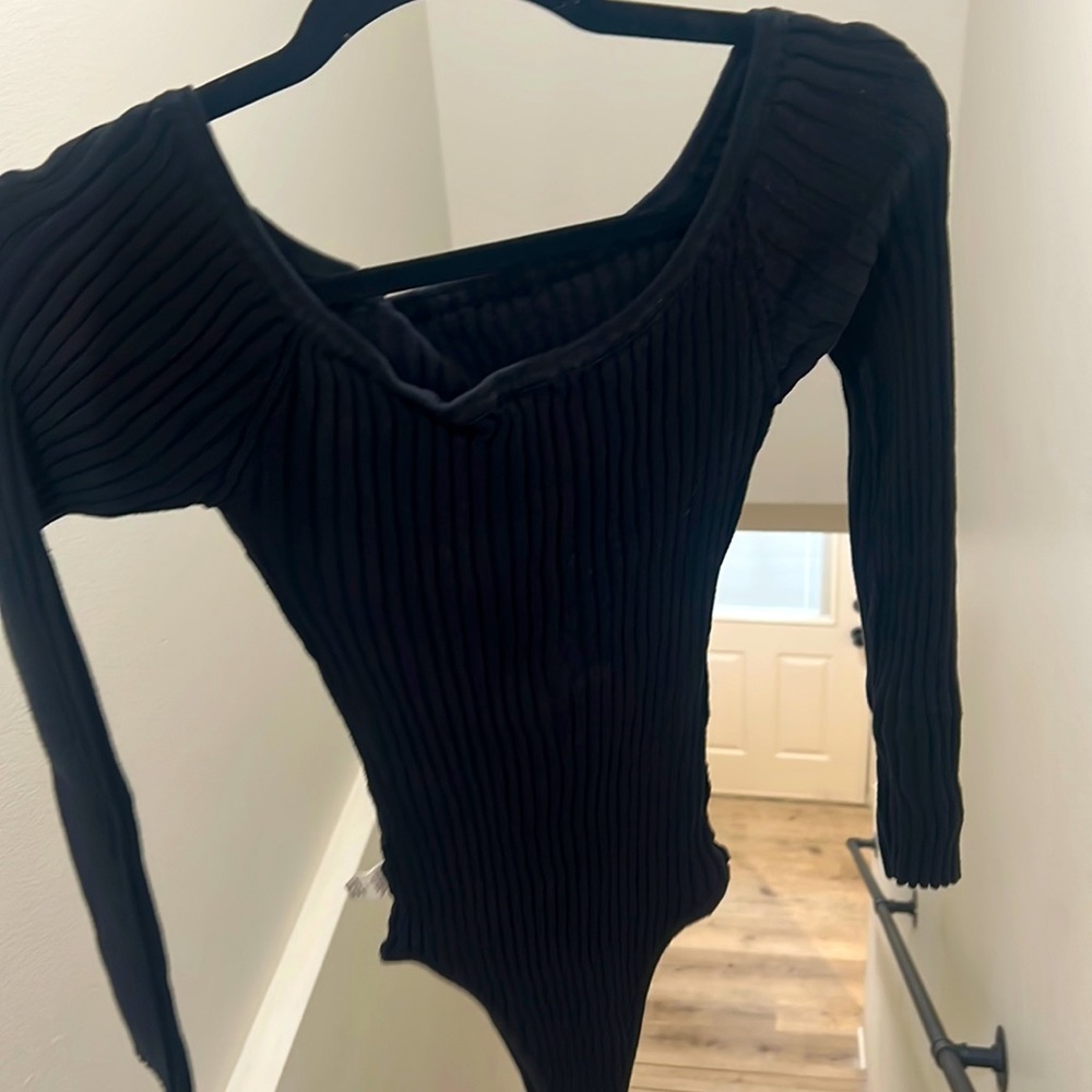Long sleeve body suit